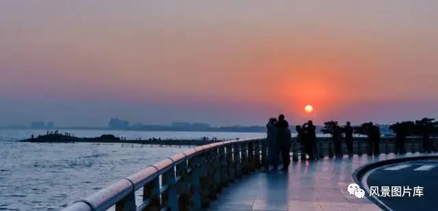 夏天哪些旅游城市凉快_夏天哪个城市凉快适合旅游_夏天凉快的旅游地