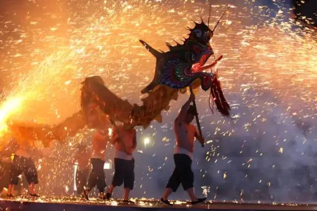 五一适合去凤凰古城吗_五一去凤凰古城合适吗_凤凰古城五一穿什么衣服