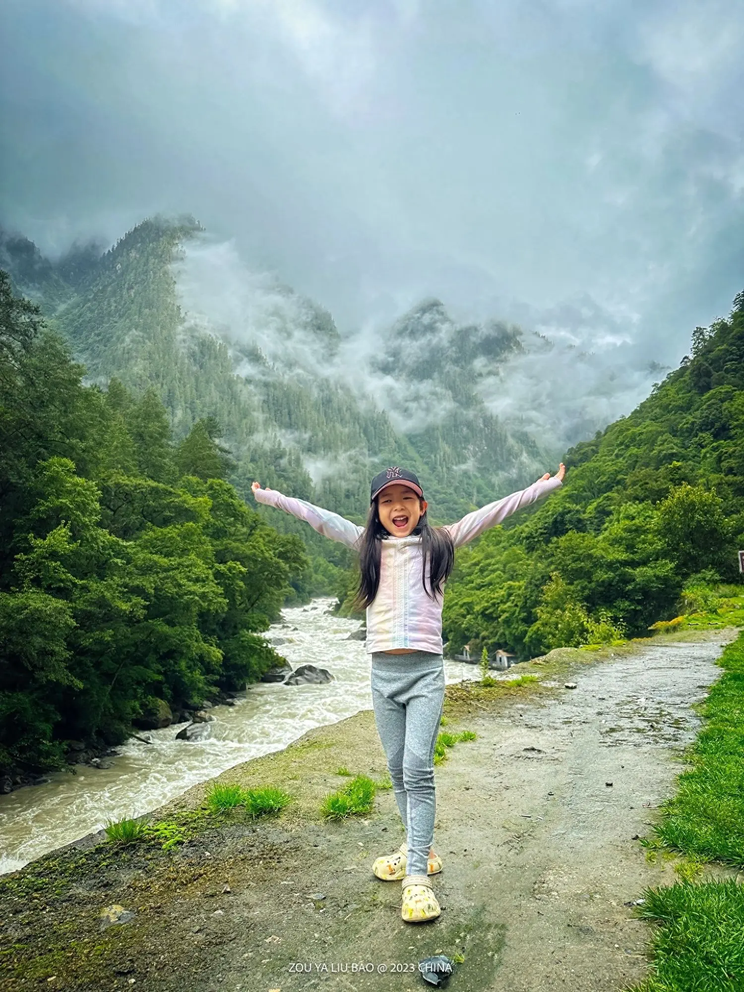 夏天凉快的旅游地_夏天凉快的旅游胜地_夏天去哪个地方旅游凉快