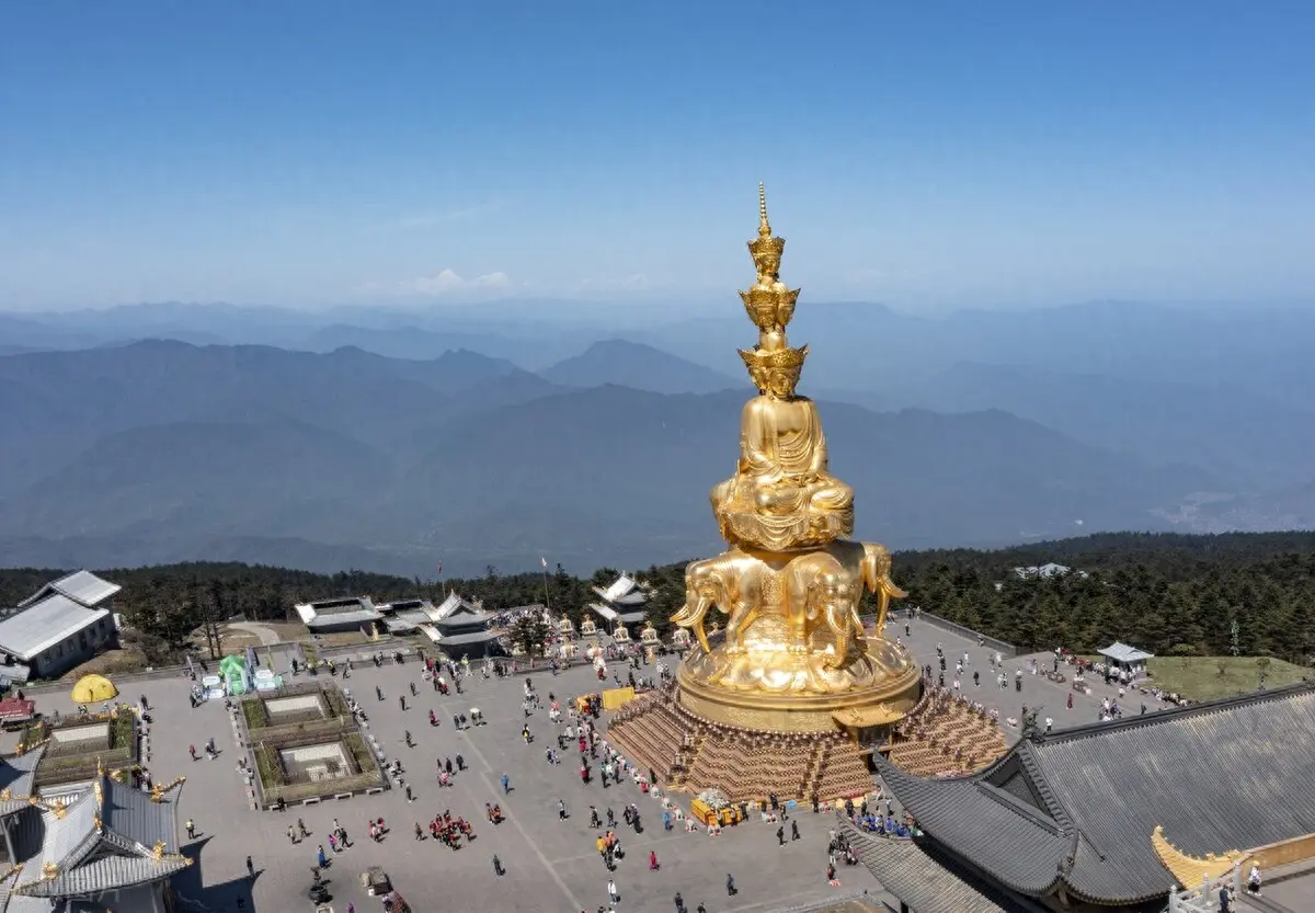 去九寨沟旅游团_去九寨沟跟团好还是自己去好_跟团去九寨沟旅游