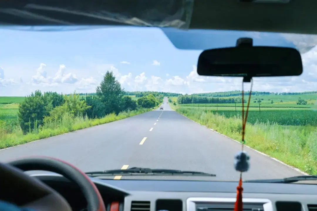 夏天旅游去三亚好还是青岛好_夏天旅游去哪比较好_夏天去哪旅游