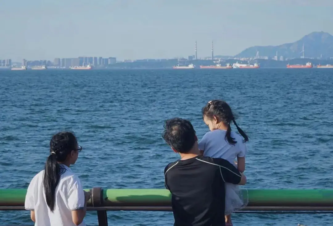 夏天去哪旅游_夏天旅游去哪比较好_夏天旅游去三亚好还是青岛好