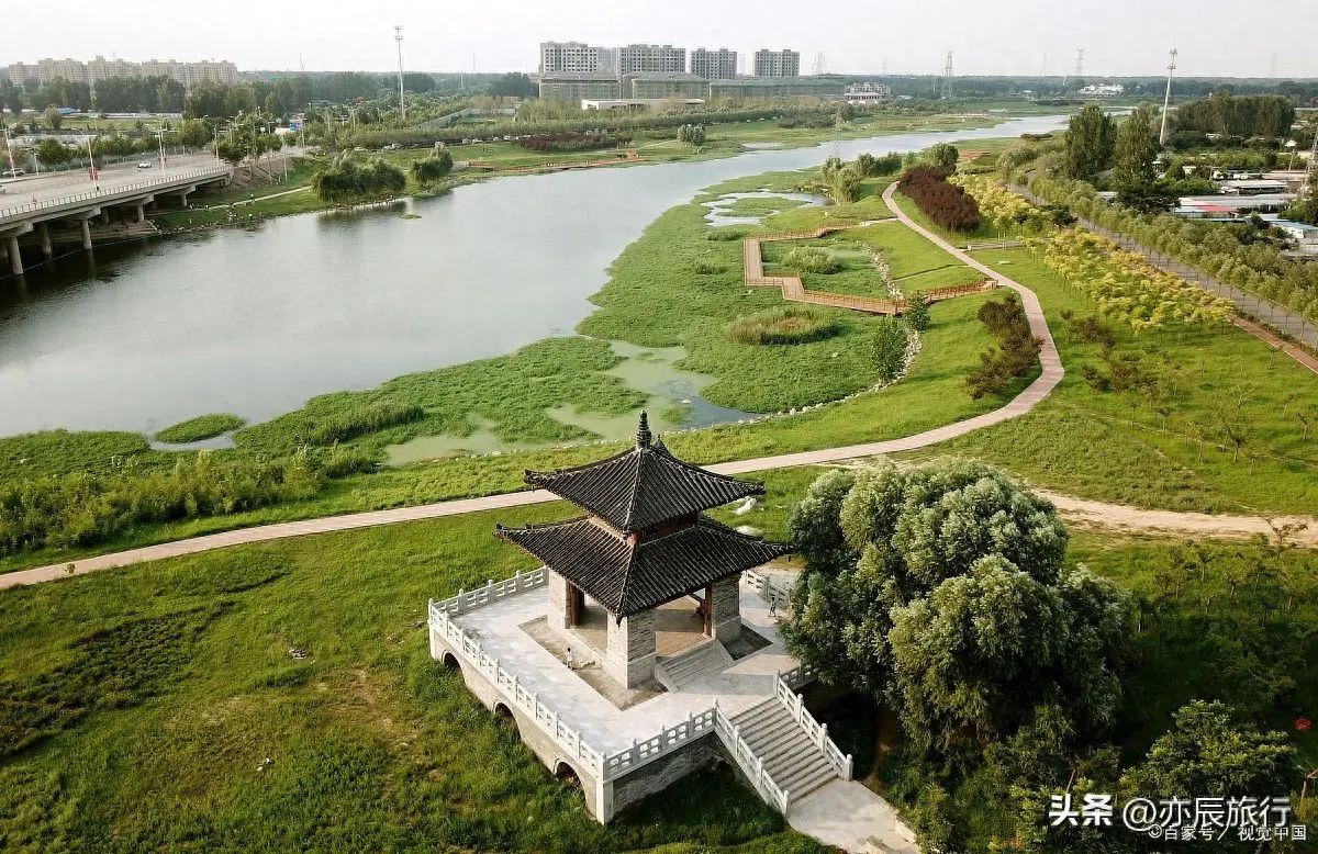 夏天去哪旅游_夏天旅游去三亚好还是青岛好_夏天旅游去哪比较好