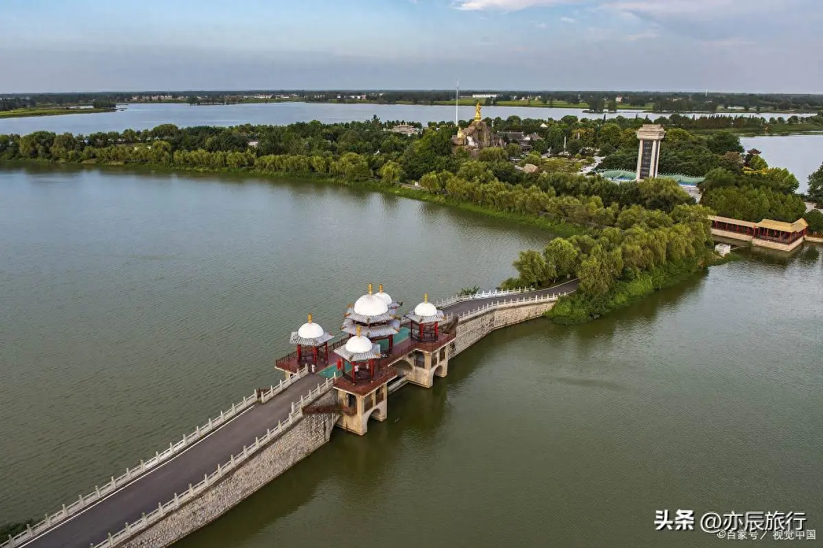 夏天旅游去三亚好还是青岛好_夏天旅游去哪比较好_夏天去哪旅游