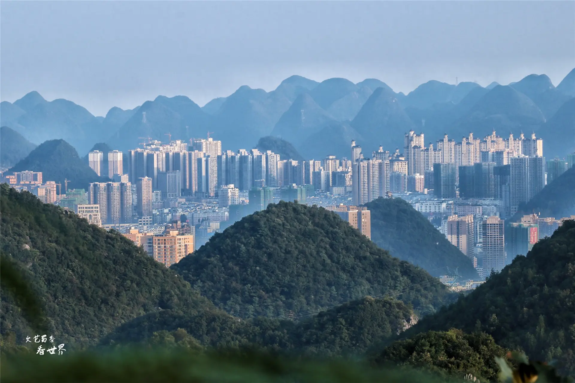 夏季去哪避暑好玩_夏天旅游去哪避暑比较好_夏天旅游避暑胜地