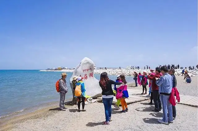 青海甘肃环线旅游景点图_甘肃青海大环线10日游攻略_青海甘肃环线旅游攻略