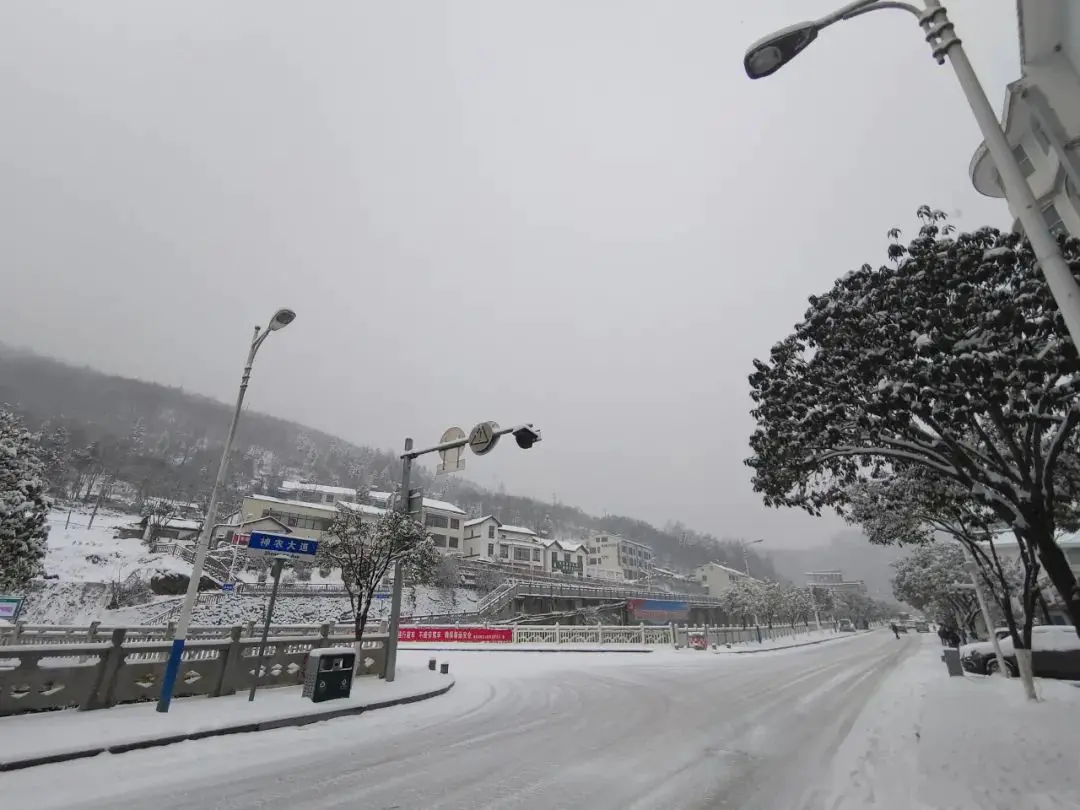 神龙架神龙顶天气预报_神龙架天气预报一周天气_神龙架天气