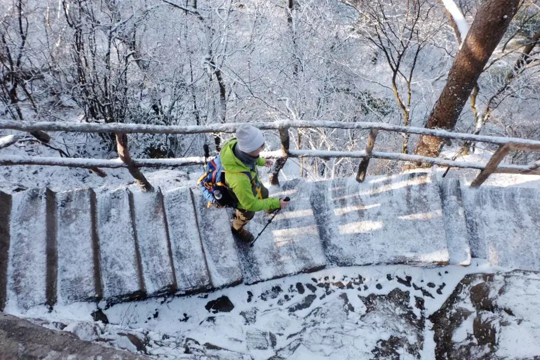 黄山爬上去要几个小时_黄山爬上去小时要走多久_黄山爬上去小时要爬多久