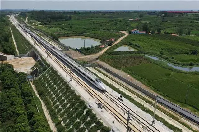 高铁西站通车_西十高铁什么时候完工_高铁西站什么时候建好