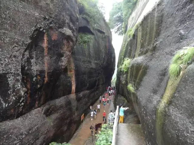 广州沙面岛有什么好玩的_广州沙面岛一日游_广州沙面岛一日游攻略