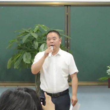 龙华新区教师继续教务网_成都市中小学教师继续教育网_教师继续网读书评价