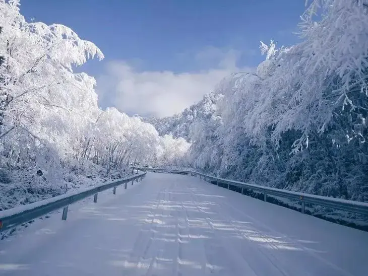 峨眉山地图高清版高清晰_峨眉山地图高清版旅游地图_峨眉山地图