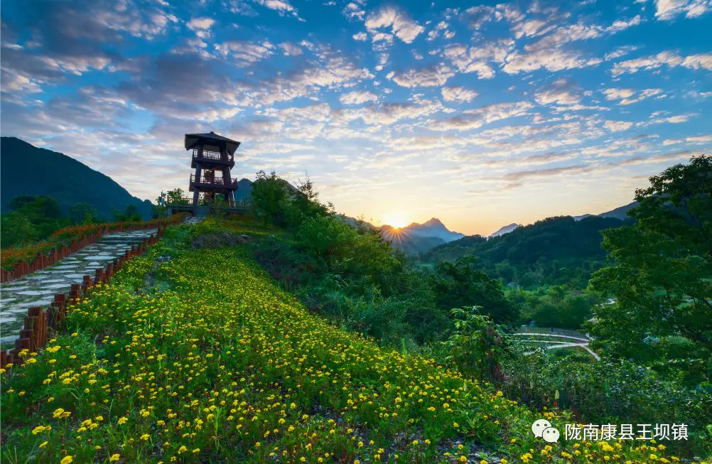 甘肃陇南旅游必去十大景点_甘肃陇南旅游线路图_去陇南旅游景点大全和最佳线路