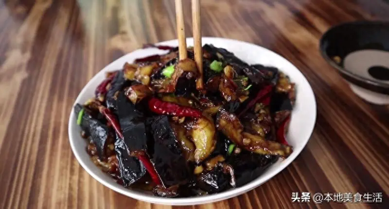 风味茄子的做法_风味茄子做法外酥里嫩窍门_风味茄子做法大全