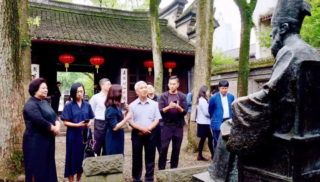 香港的经典美食_美食特色香港话怎么说_香港特色美食