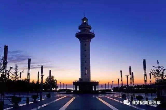 青岛海底世界附近连锁酒店_青岛两个海底世界哪个好_青岛海底世界海底餐厅电话