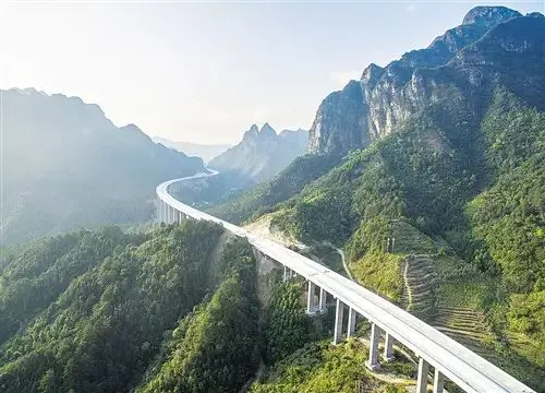 广州沙面景点介绍_景点广州介绍沙面图片_广州沙面的风景