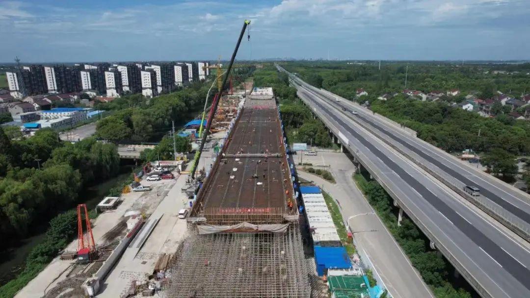 上海地铁线路线图号详解_上海地铁线路图本地宝_上海13号线地铁线路图,0,34,-1,上海地铁13号线线路图(上海地铁13号线线路图详解...,http：//xingzuo.aitcweb.com/9290423.html