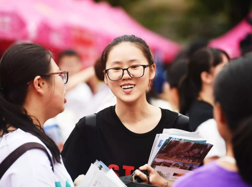 民办二本大学学费一年多少钱,0,9,-1,民办二本院校排名及学费普通民办二本大学学费_招生...,https：//www.wyfx2014.com/news/1636447.html_二本民办学费明细表_2020年民办二本学费